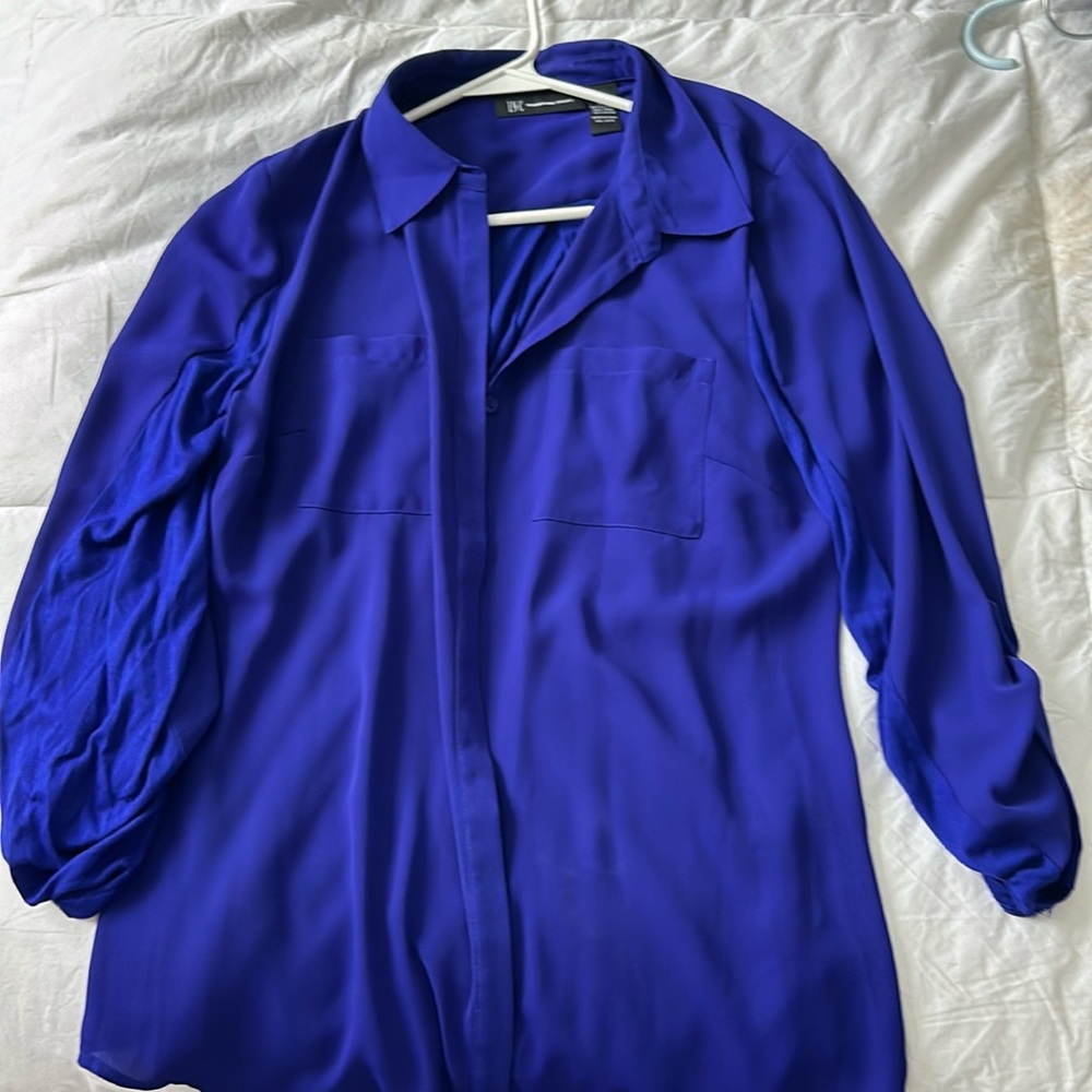 Inc button down